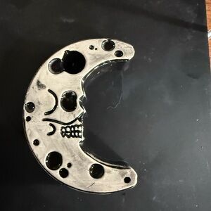 Silver Moon Skull tobacco smoking pipe